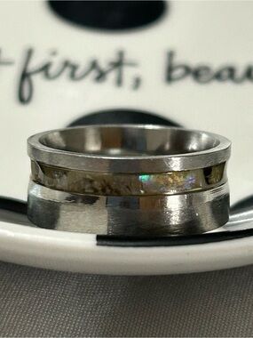 ❤️FREEw/PURCHASE❤️ Silver Opal Inlay Band Ring Size 6 Iridescent Ring Jewelry